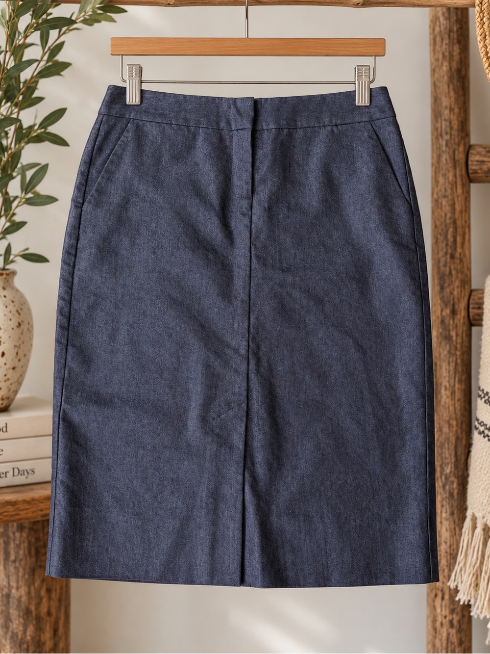Isaac Mizrahi for Target Size 4 Denim Look Pencil Skirt Stretch Cotton